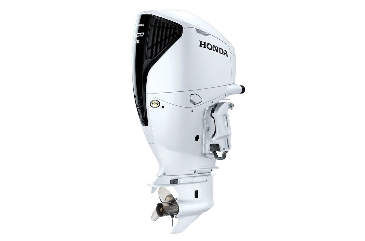 Honda 200hp White Outboard | Remote Mechanical, Electric Start, 25" Shaft, Counter Rotation | BF200DK1XCRA