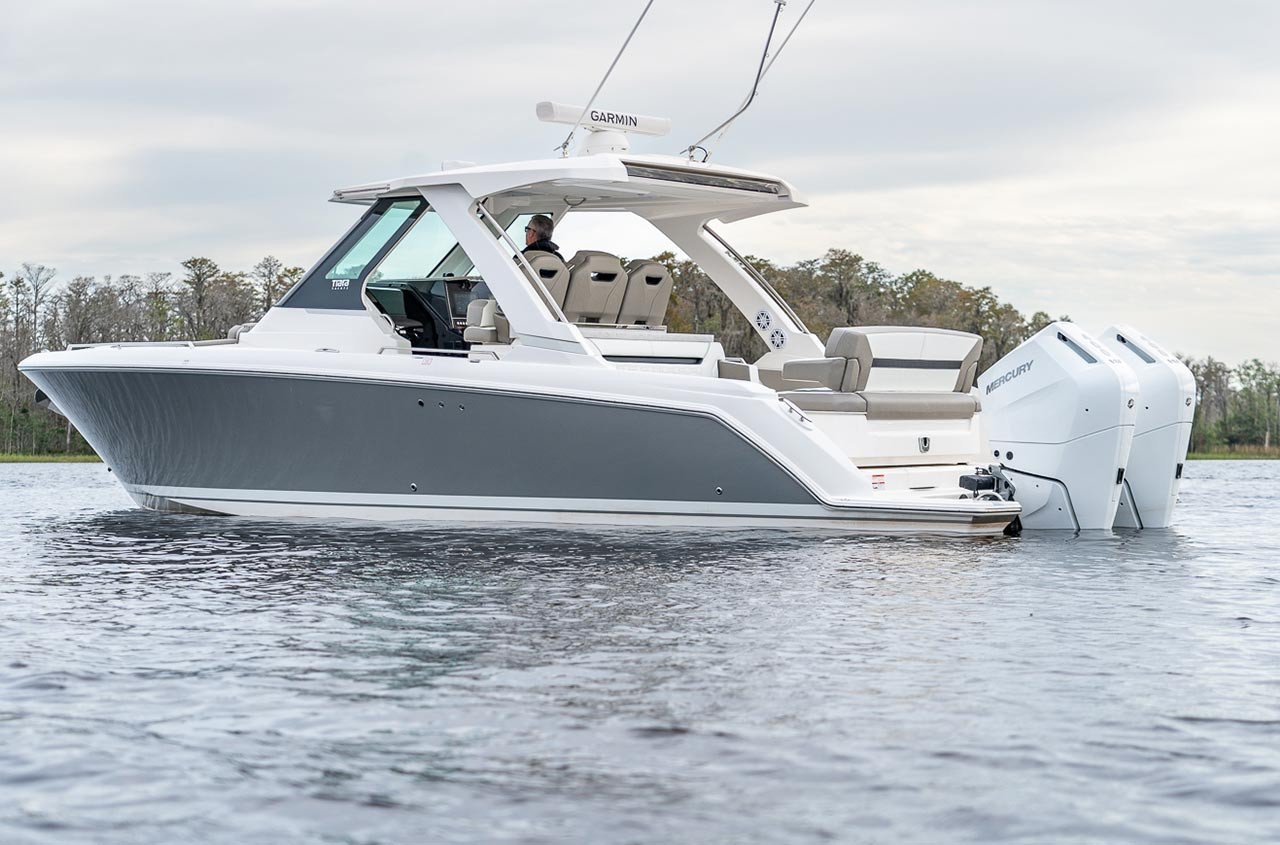 Mercury 400HP Verado V10 4-Stroke Outboard | Electric Start | 35" XX-Long | White | Verado 400XXXL V10 WH - Image 4